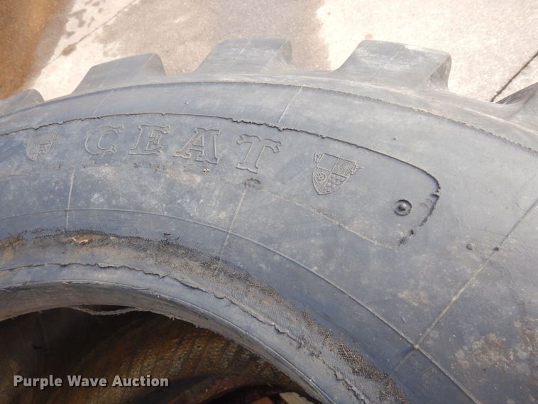 image for item DQ7295 (2) Ceat 20.5-25 tires