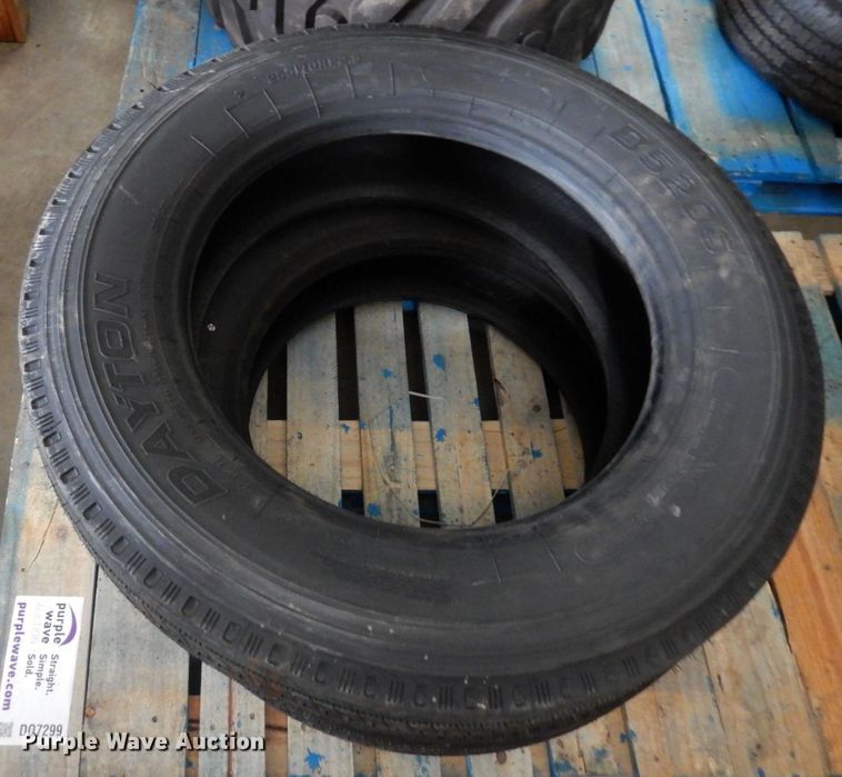 image for item DQ7299 (2) Constellation 255/70R22.5 tires