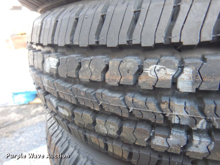 image for item DQ7306 (6) LT225/75R15 tires