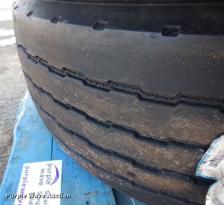 image for item DQ7309 (2) 425/65R22.5 tires