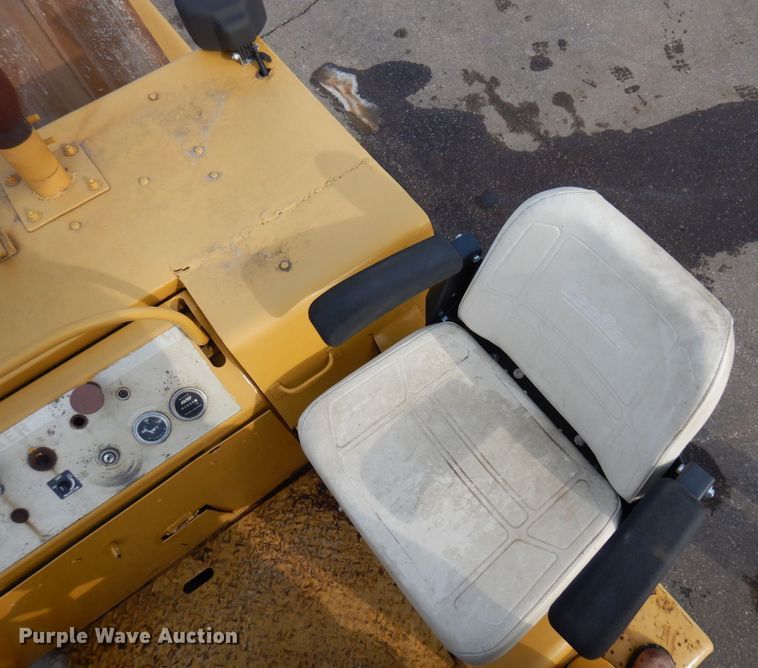 image for item KU9728 Hyster C350A 8-12TDD  double drum roller