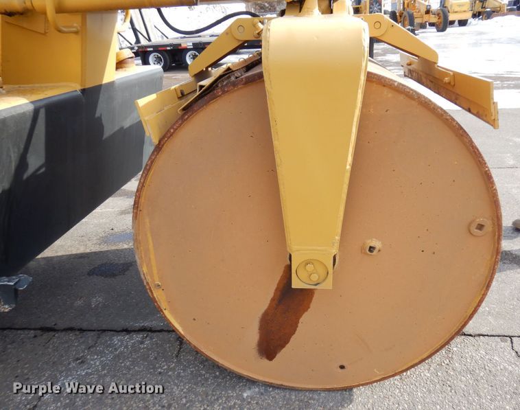 image for item KU9728 Hyster C350A 8-12TDD  double drum roller