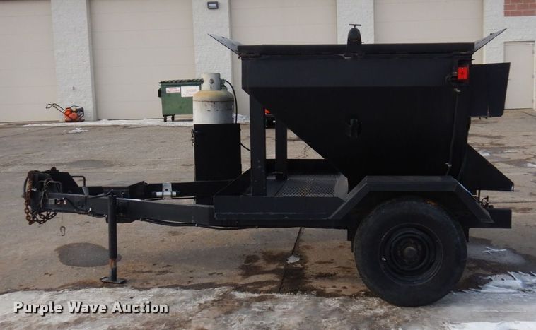 image for item KU9729 1994 Stepp MFG SPH1.3  asphalt premix trailer