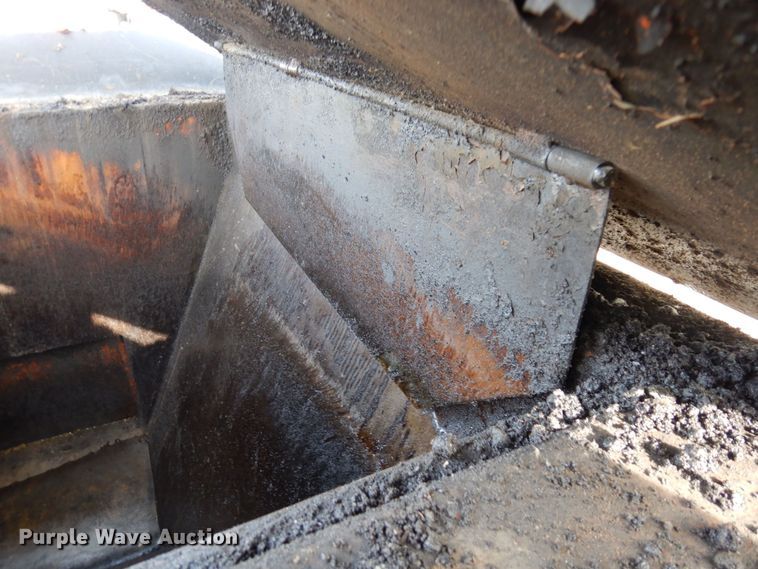 image for item KU9729 1994 Stepp MFG SPH1.3  asphalt premix trailer