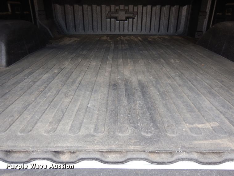 image for item KU9730 2020 Chevrolet Silverado 1500 LT  Double Cab pickup truck