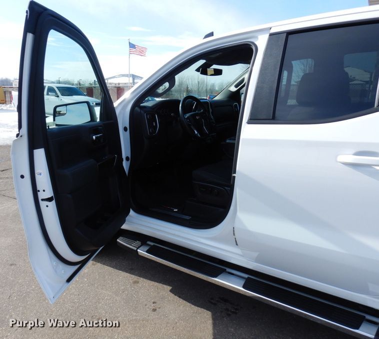 image for item KU9730 2020 Chevrolet Silverado 1500 LT  Double Cab pickup truck