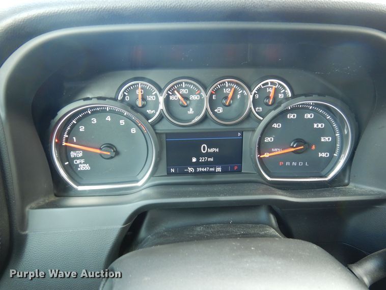 image for item KU9730 2020 Chevrolet Silverado 1500 LT  Double Cab pickup truck