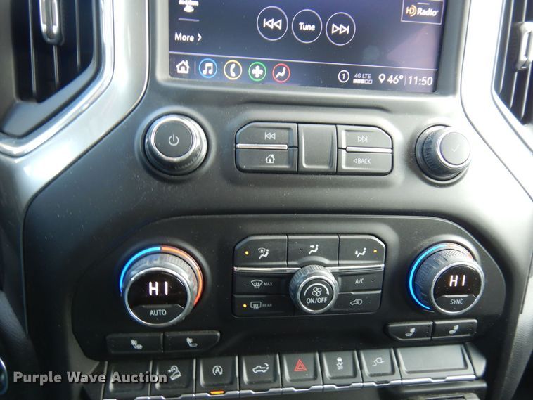 image for item KU9730 2020 Chevrolet Silverado 1500 LT  Double Cab pickup truck