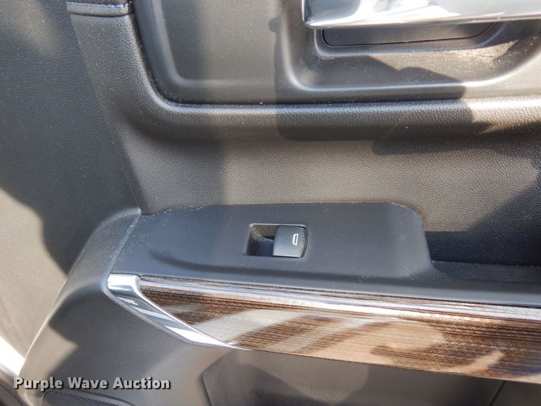 image for item KU9730 2020 Chevrolet Silverado 1500 LT  Double Cab pickup truck