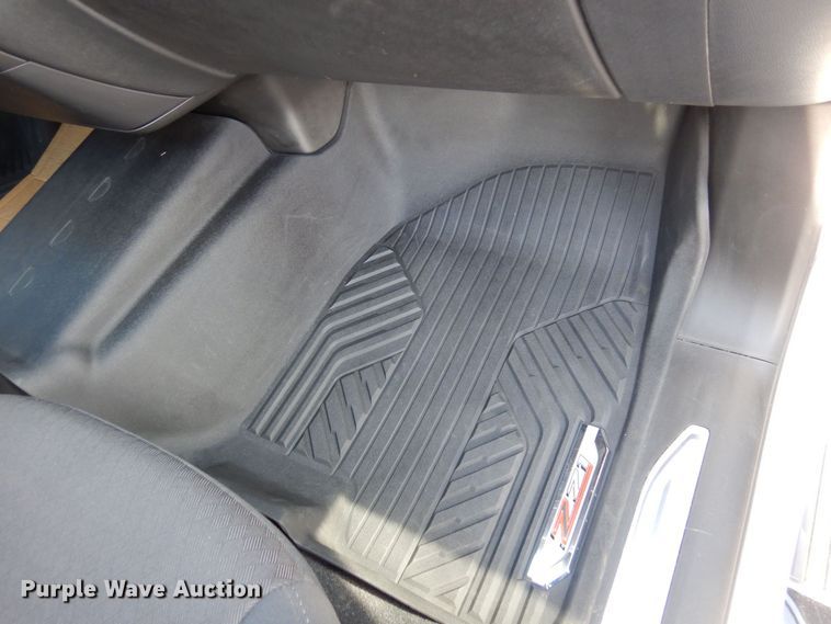 image for item KU9730 2020 Chevrolet Silverado 1500 LT  Double Cab pickup truck