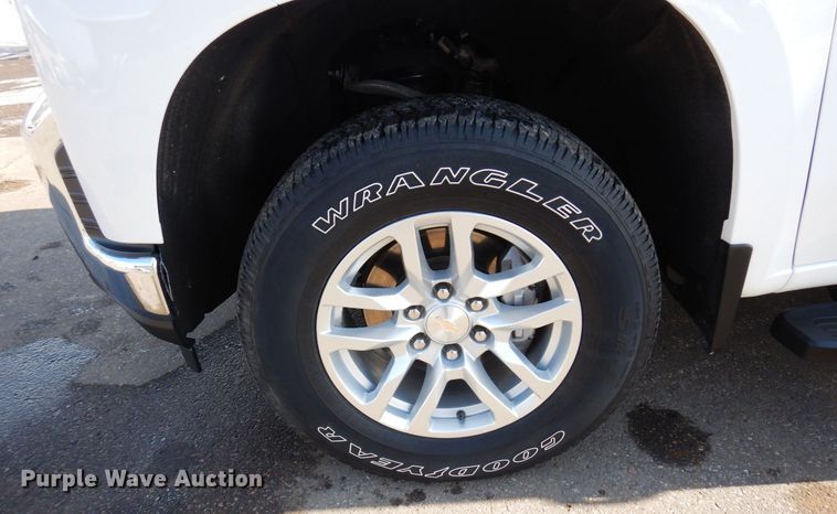 image for item KU9730 2020 Chevrolet Silverado 1500 LT  Double Cab pickup truck