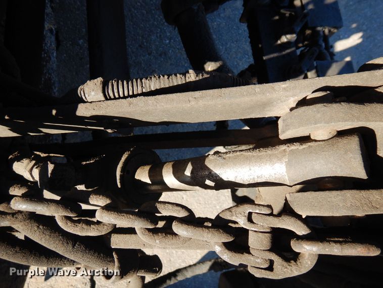 image for item KU9731 1997 Ford LNT8000  oil distributor truck