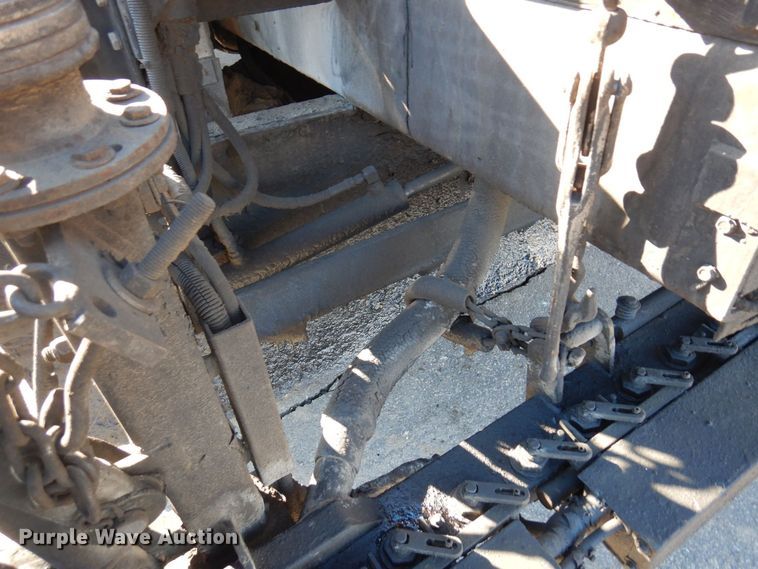 image for item KU9731 1997 Ford LNT8000  oil distributor truck