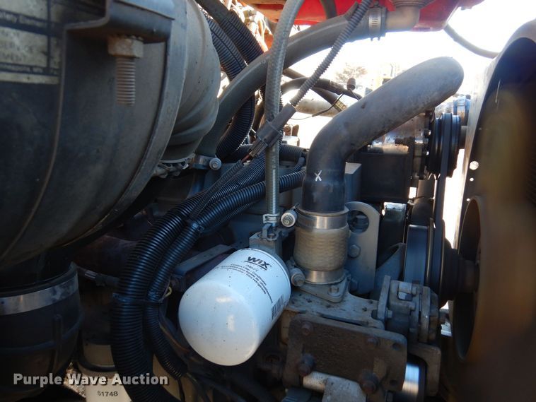 image for item KU9731 1997 Ford LNT8000  oil distributor truck