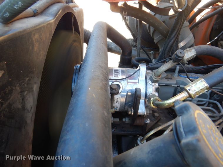 image for item KU9731 1997 Ford LNT8000  oil distributor truck