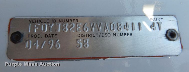 image for item KU9731 1997 Ford LNT8000  oil distributor truck