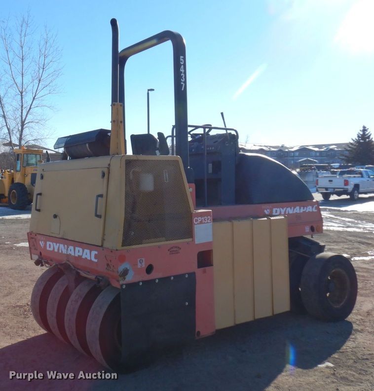 image for item KU9732 1999 Dynapac CP132  pneumatic roller