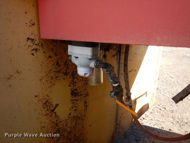 image for item KU9732 1999 Dynapac CP132  pneumatic roller