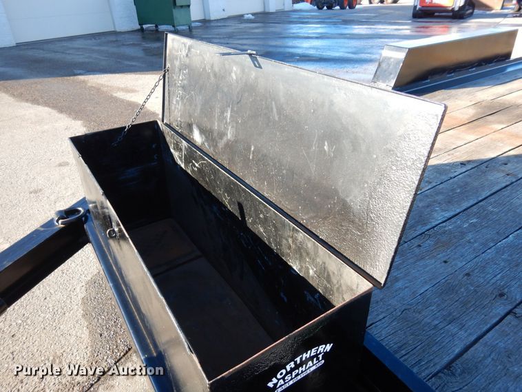 image for item KU9733 2008 Towmaster T-12DT  tilt deck equipment trailer