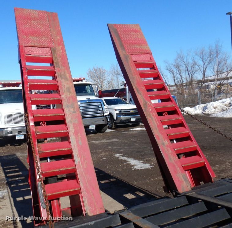 image for item KU9734 1991 Felling FT-40-2  equipment trailer