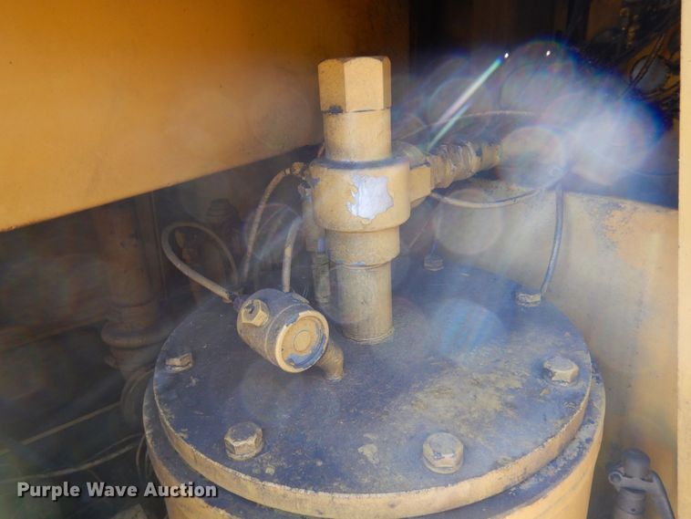 image for item KU9735 Dresser  air compressor