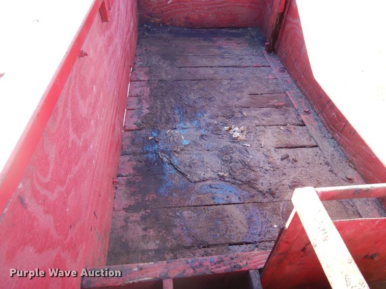 image for item KU9750 1997 Towmaster  equipment trailer