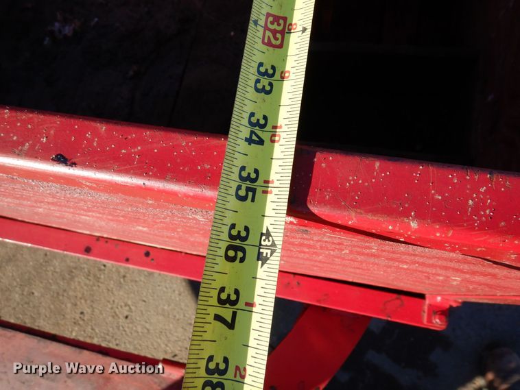 image for item KU9750 1997 Towmaster  equipment trailer