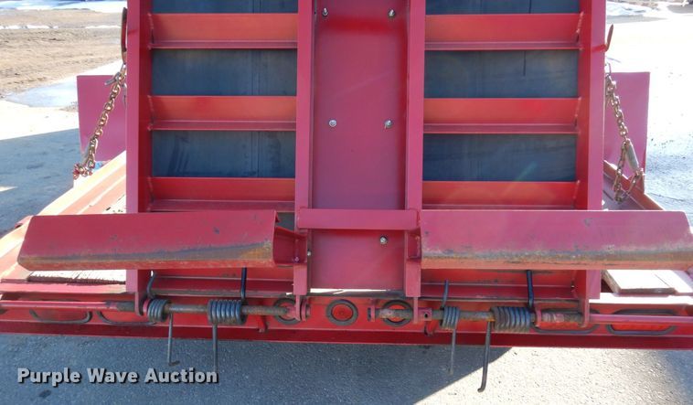 image for item KU9750 1997 Towmaster  equipment trailer