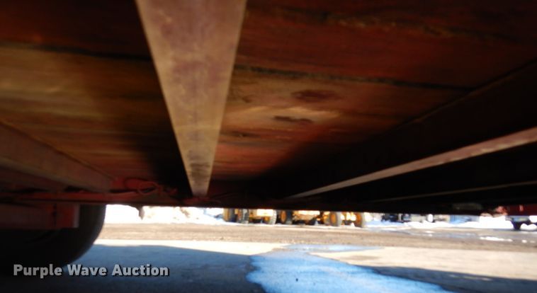 image for item KU9750 1997 Towmaster  equipment trailer