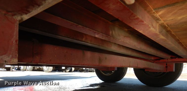 image for item KU9750 1997 Towmaster  equipment trailer