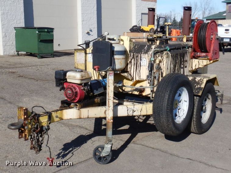 image for item KU9767 Bomag Pro Tack TW250  tar kettle