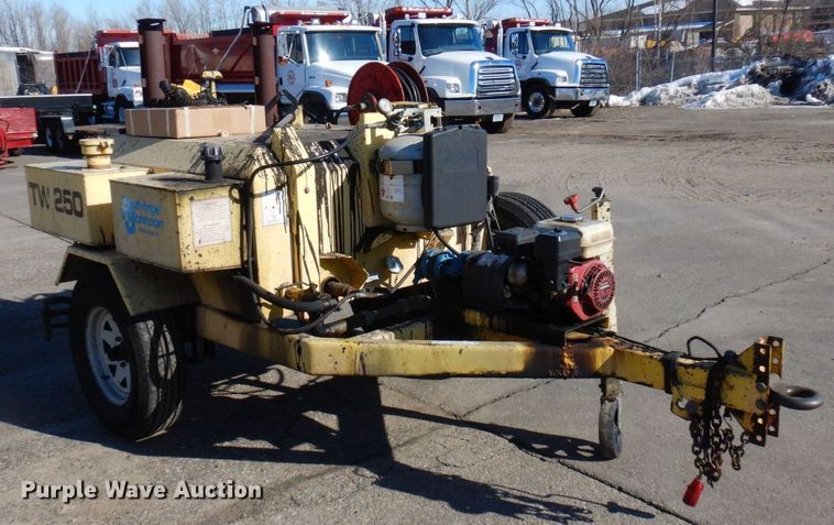 image for item KU9767 Bomag Pro Tack TW250  tar kettle