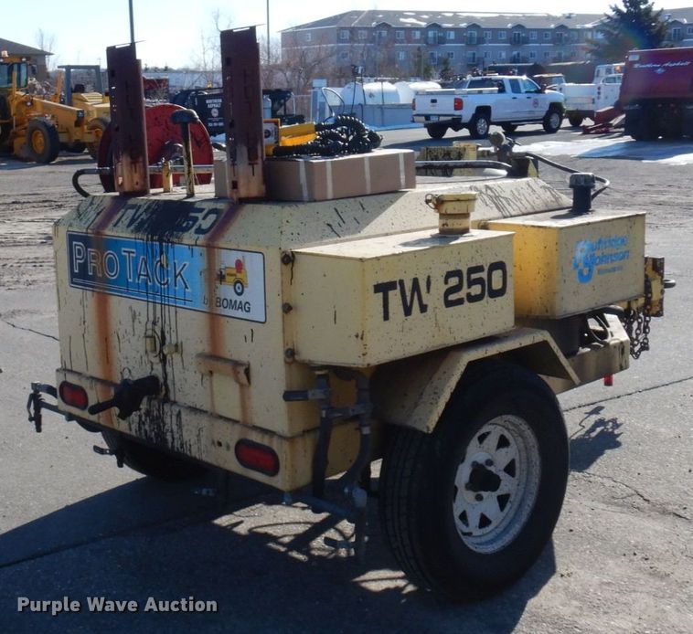 image for item KU9767 Bomag Pro Tack TW250  tar kettle