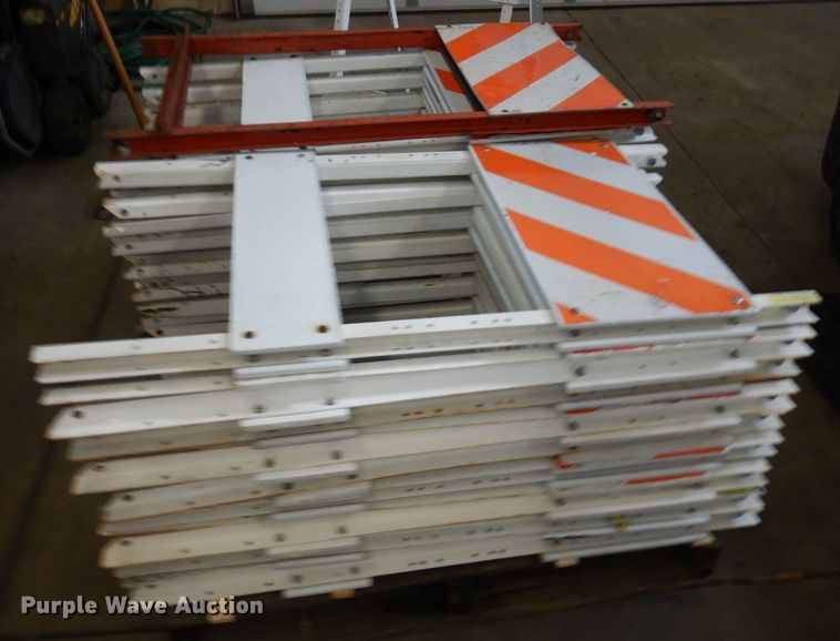 image for item KU9768 Approximately 20 road barricades