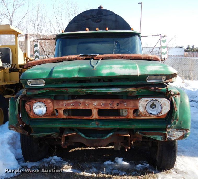 image for item KU9770 1962 Chevrolet 60  water truck