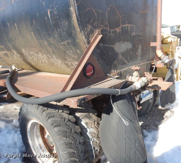 image for item KU9770 1962 Chevrolet 60  water truck