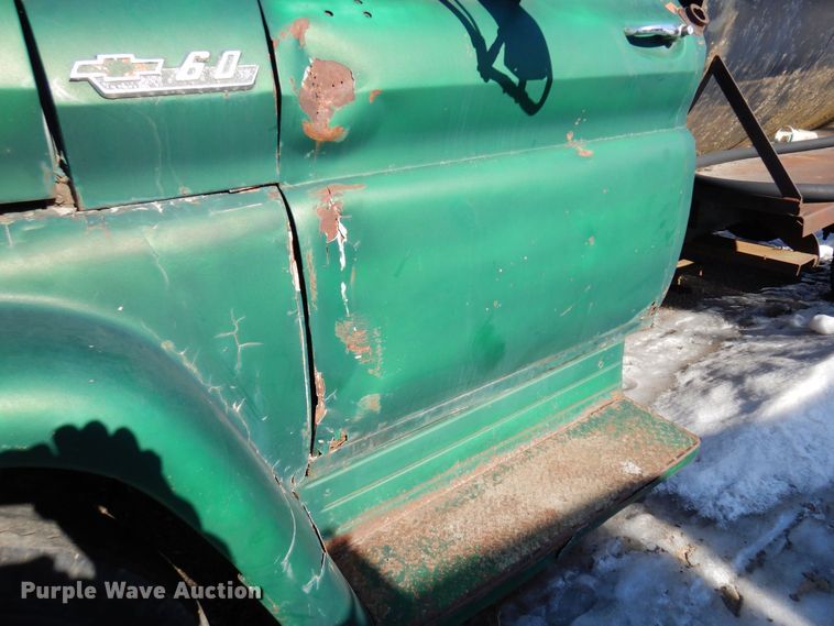 image for item KU9770 1962 Chevrolet 60  water truck