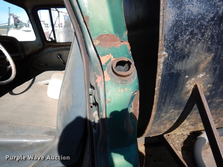 image for item KU9770 1962 Chevrolet 60  water truck