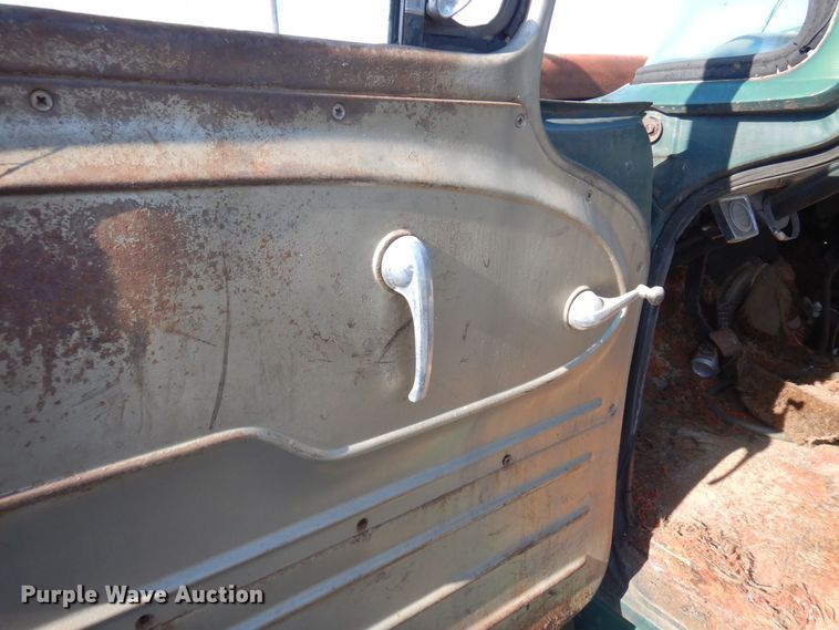 image for item KU9770 1962 Chevrolet 60  water truck