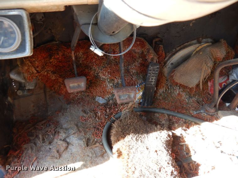 image for item KU9770 1962 Chevrolet 60  water truck