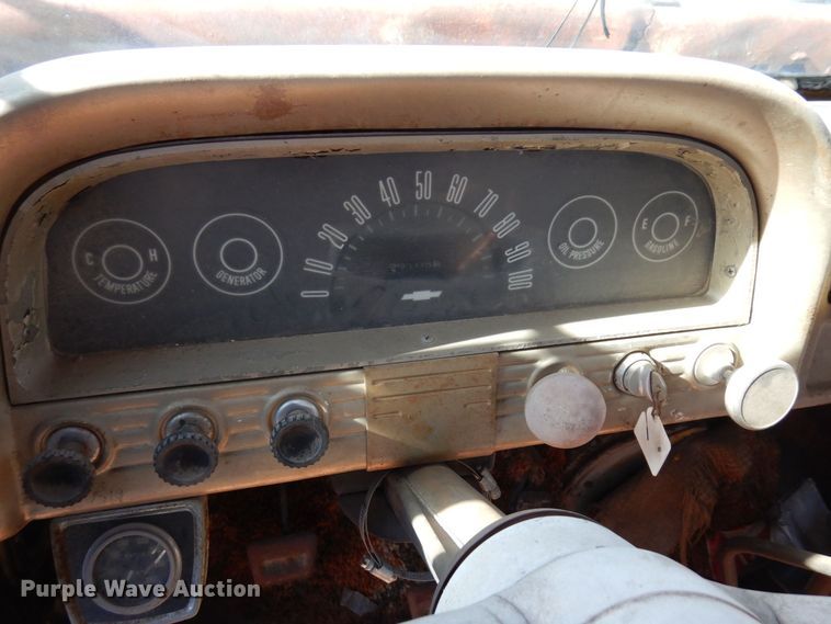 image for item KU9770 1962 Chevrolet 60  water truck