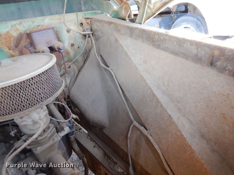 image for item KU9770 1962 Chevrolet 60  water truck