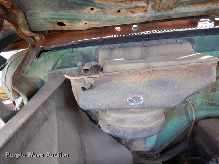 image for item KU9770 1962 Chevrolet 60  water truck