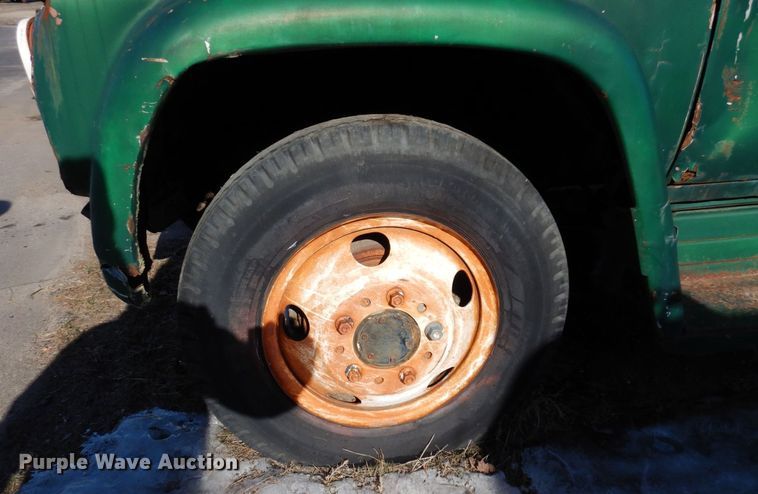 image for item KU9770 1962 Chevrolet 60  water truck