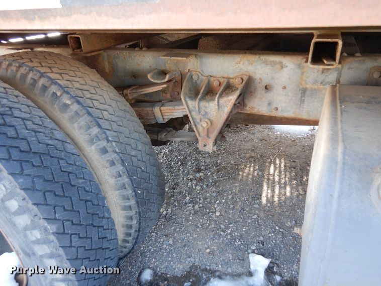 image for item KU9771 1976 International Cargostar  water truck