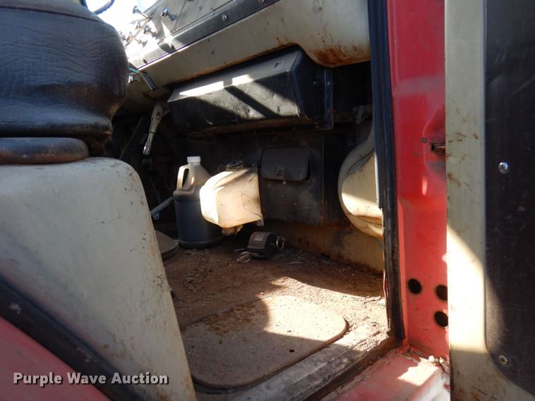 image for item KU9771 1976 International Cargostar  water truck