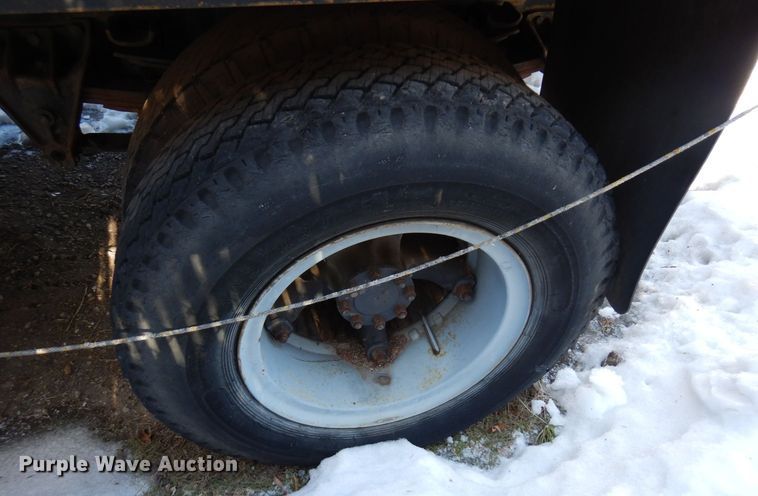 image for item KU9771 1976 International Cargostar  water truck