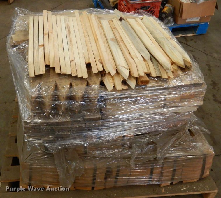 image for item KU9782 Wood stakes