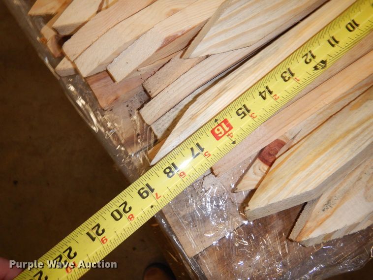 image for item KU9782 Wood stakes
