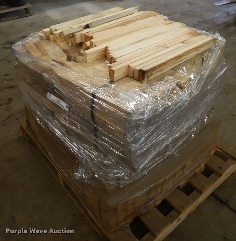 image for item KU9782 Wood stakes